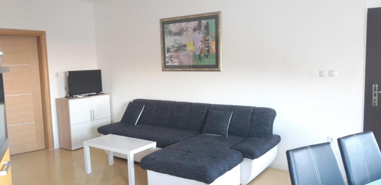 Apartment Mare - Pag Паг Екстериор снимка